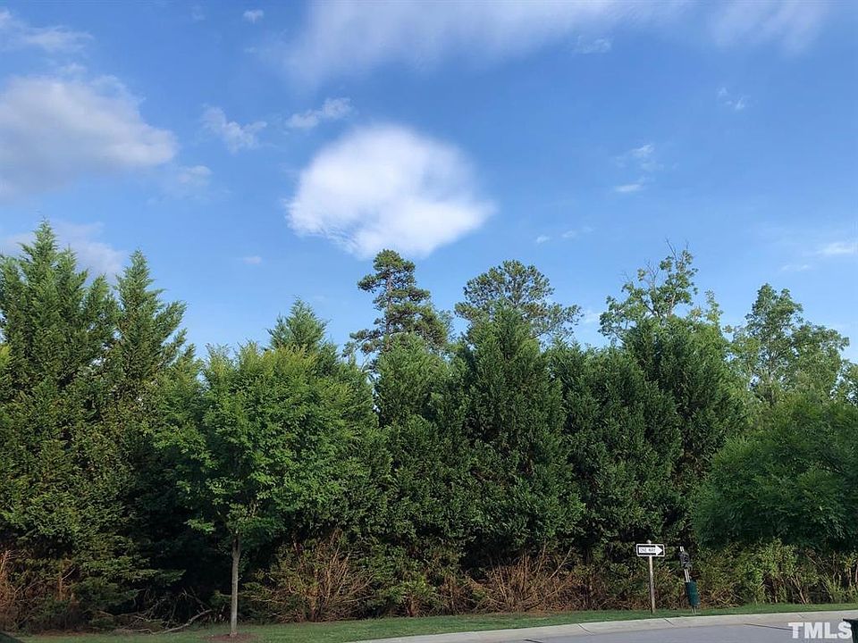 2nd image of 3014 Summerhouse Rd