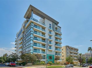 702 S Serrano Ave APT 405, Los Angeles, CA 90005