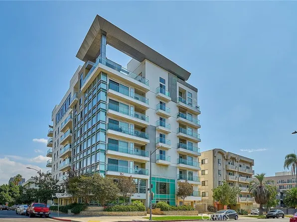 702 S Serrano Ave APT 405, Los Angeles, CA 90005