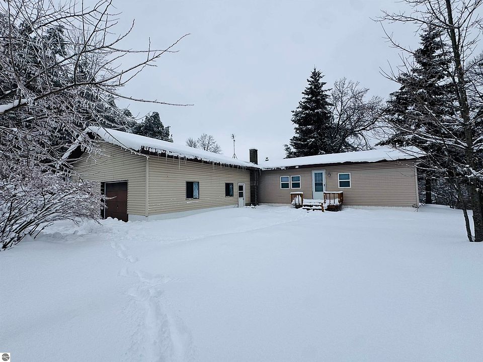 1st image of 5651 N Seeley Rd