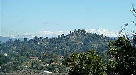 3rd image of 4370 Valle Dr