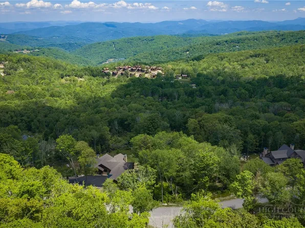 ES-15 Eagles Feather Trail, Banner Elk, NC 28604