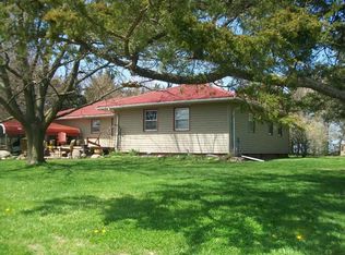 1881 F Ave, Perry, IA 50220