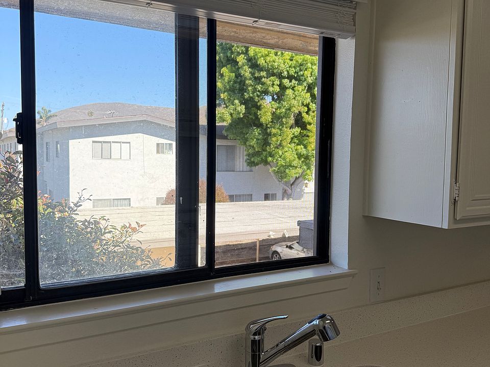 1st image of 1001 E Cypress Ave #7