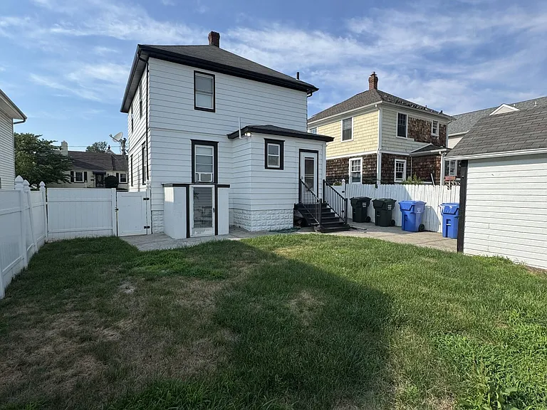 177 Bergen St — Photo 13