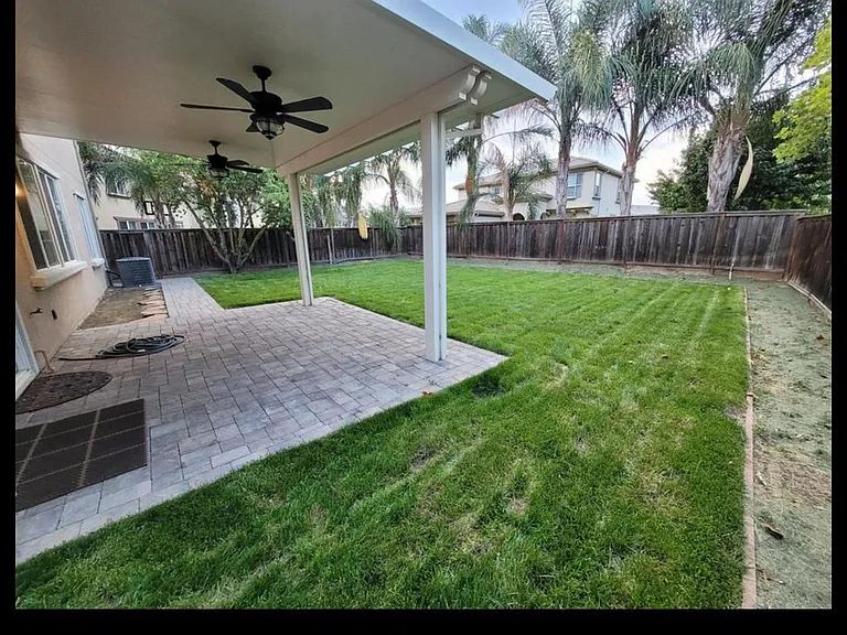 529 Bramblewood Ave — Photo 7