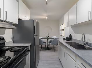 Maple Gardens, Edmonton, AB T5C 2V3