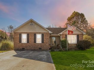 5011 Jacquelyne Dr, Indian Trail, NC 28079