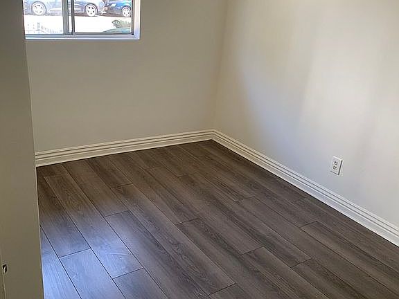 4th image of 648 W 40th Pl #1