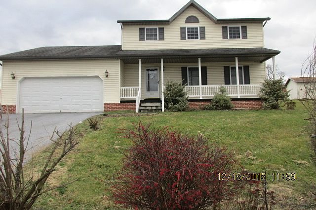 2nd image of 233 Rose Ln #L-0028