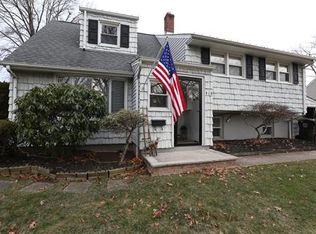410 Maplewood Ave, Colonia, NJ