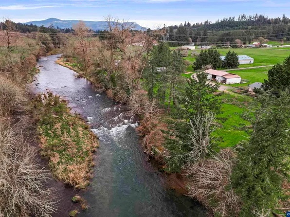 39785 Highway 228, Sweet Home, OR 97386