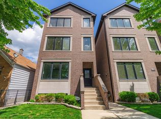 3133 S Wallace St #2, Chicago, IL 60616