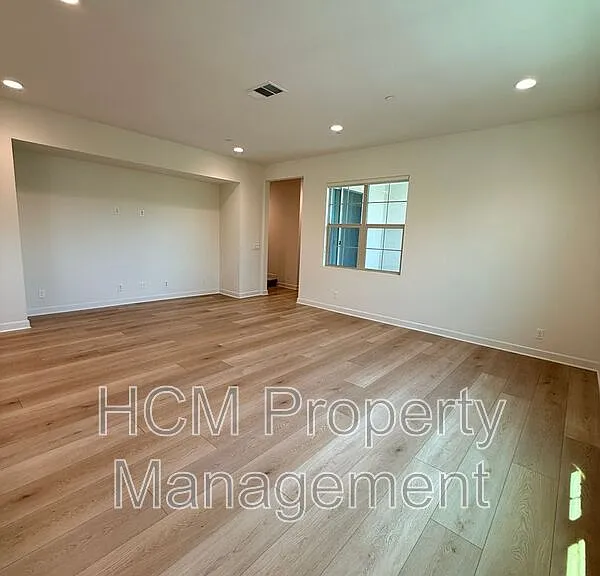 142 Lantana Dr — Photo 10