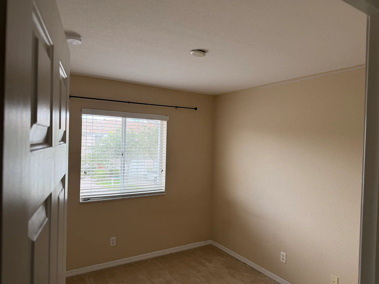 3 bed, 1611 sqft, $1,850 — Photo 4
