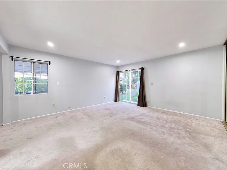 118 W Magna Vista Ave #118 — Photo 5