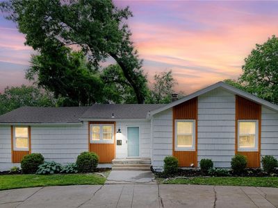 4908 W 77th St, Prairie Village, KS, 66208