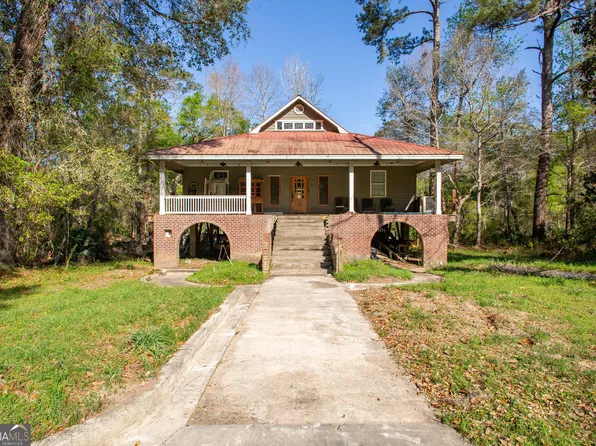 3668 Augusta Springs Dr, Waycross, GA 31503