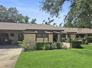 6107 Evergreen Cir #10B, Bradenton, FL 34209