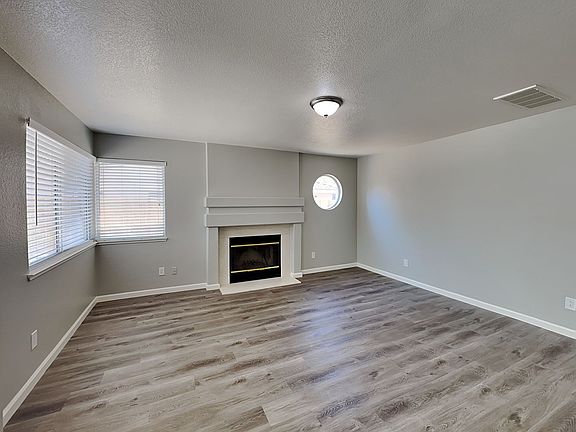 5th image of 4110 Marseille Ct