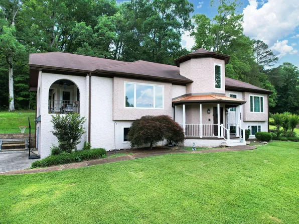 450 Hunt Cliff Dr NW, Cleveland, TN 37311