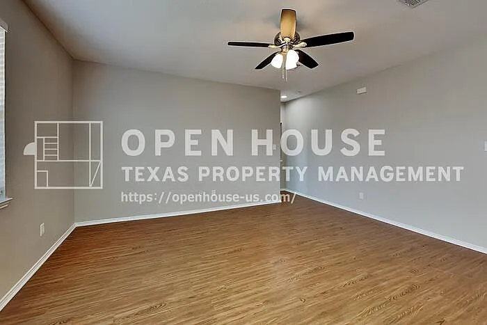 7908 Swan Park Dr — Photo 5
