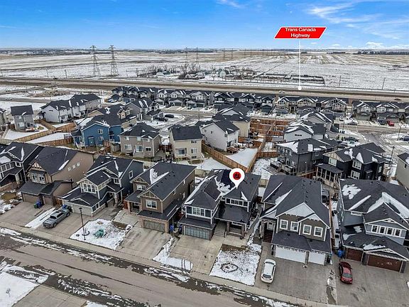 3rd image of 272 Aspenmere Way S