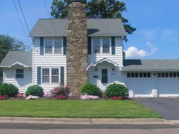 357 1st Ave, Vestal, NY 13850