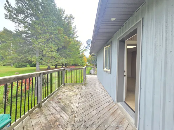 341 Queensville Side Rd Floor 2, East Gwillimbury, ON L9N 0E9