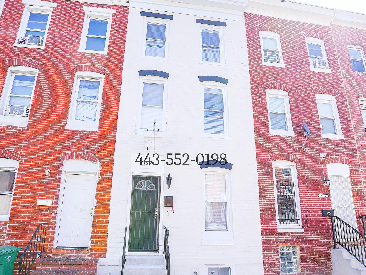 5 bed, 4.5 bath, 1500 sqft, $3,500 — Photo 1