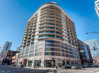 340 W Superior St APT 601, Chicago, IL 60654