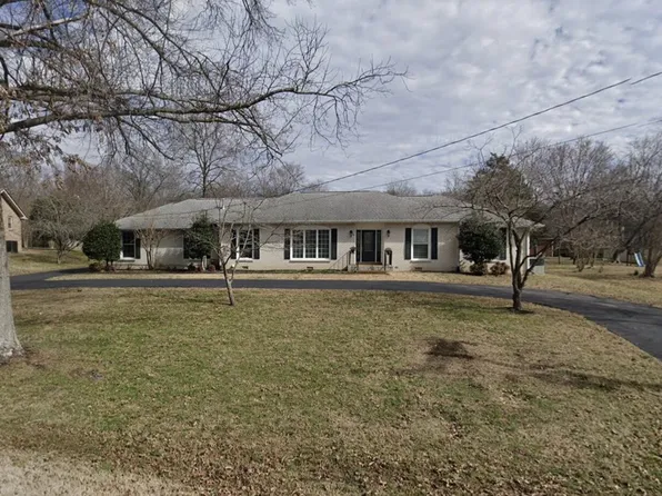 109 Knoll Ln, Hendersonville, TN 37075