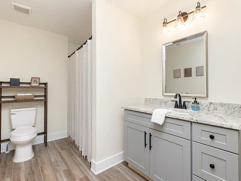 458 Palisade Dr — Photo 89