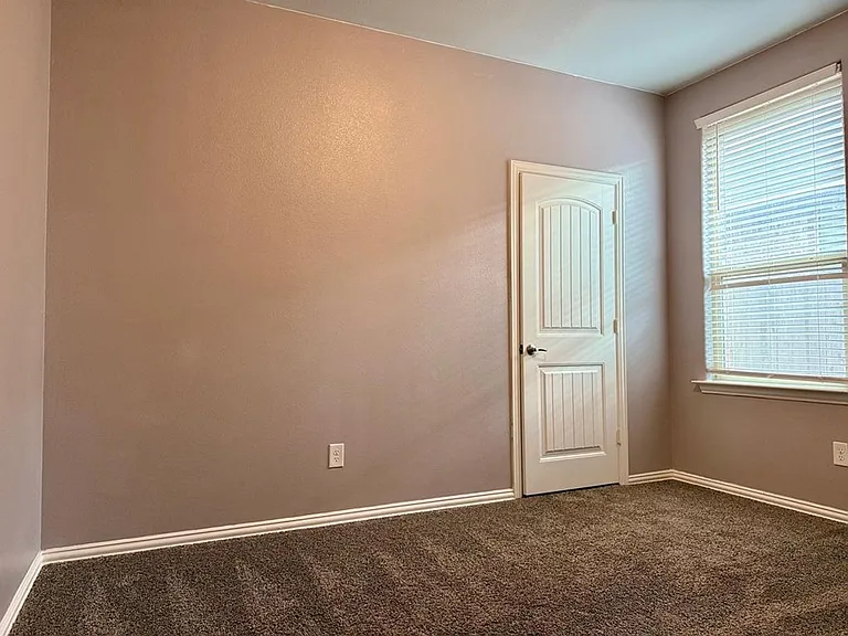 6807 Jamestown St — Photo 17