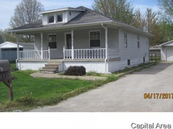 1113 W Coal St, Taylorville, IL 62568