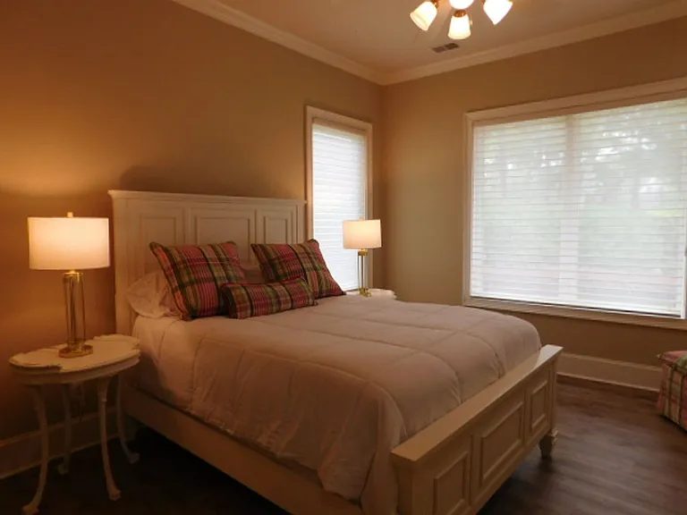 25 Richfield Way — Photo 44