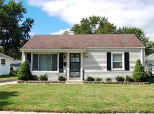 214 N Owen St, Mount Prospect, IL 60056