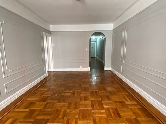 2nd image of 201 Linden Blvd APT B23