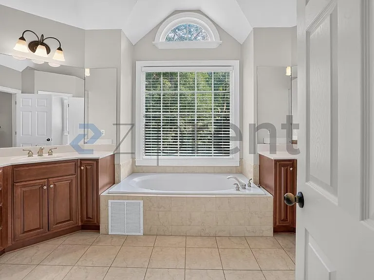 5115 Waldenbrooke Ct NW — Photo 12