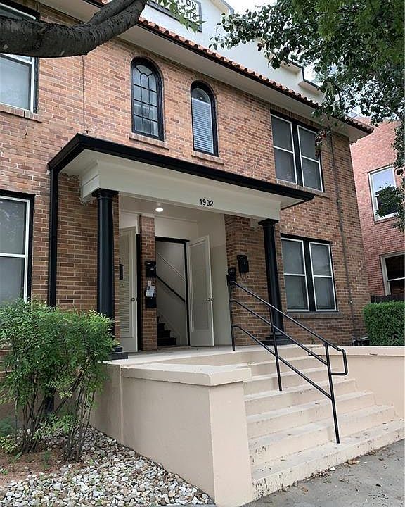 1st image of 1902 1/2 Nueces St #C