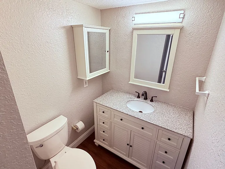 3640 S Saint Lucie Dr — Photo 35
