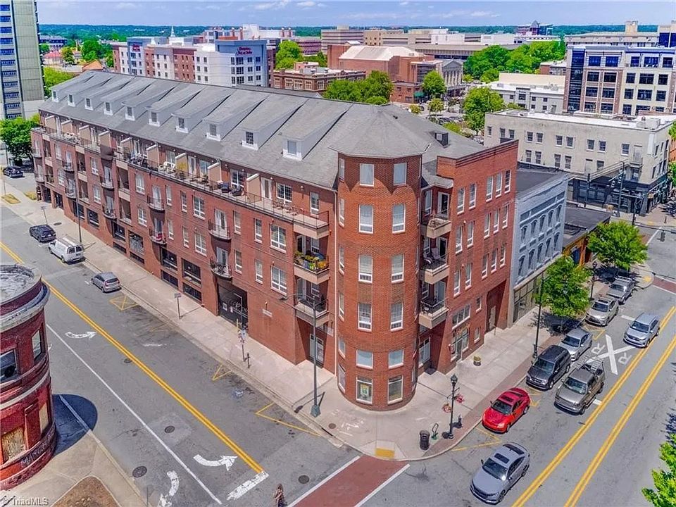 1st image of 360 S Elm St APT 211