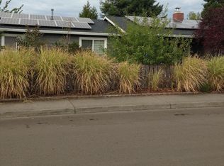 6611 SE Harney St, Portland, OR 97206