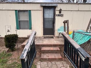 12743 Recreation Dr, Lowell, AR 72745