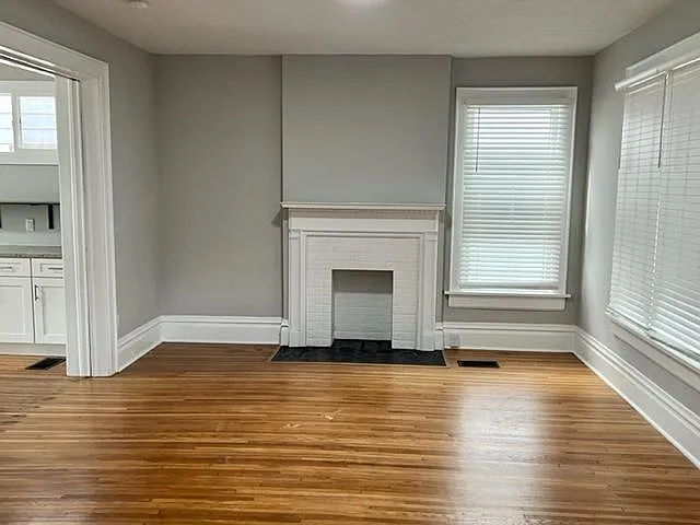770 Linwood Ave — Photo 6