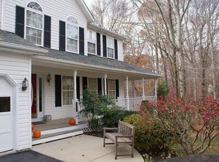 1512 Abbey Ln, Huntingtown, MD 20639