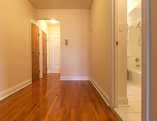 Rented by SW Queens Mezzanine | media 14