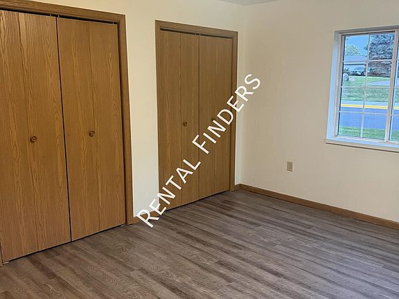 3rd image of 1101 Connie Rd #3