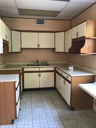 538 Jacobsen Ave — Photo 3