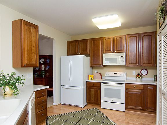 5th image of 122 Glyndon Trace Dr #122